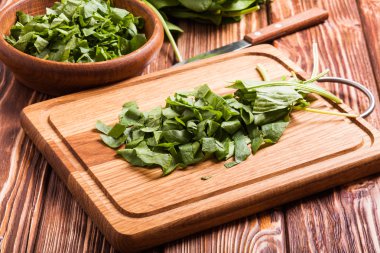 kuzukulağı bir kase