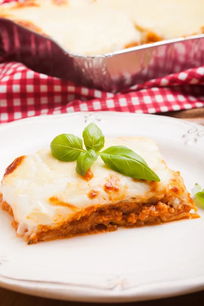 Klasik lazanya bolognese — Stok fotoğraf