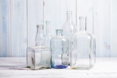 Retro şişe mavi üzerinde