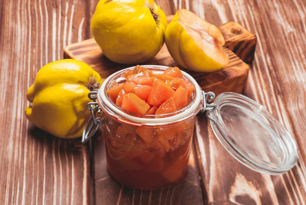 Quince jam jar — Stock Photo, Image