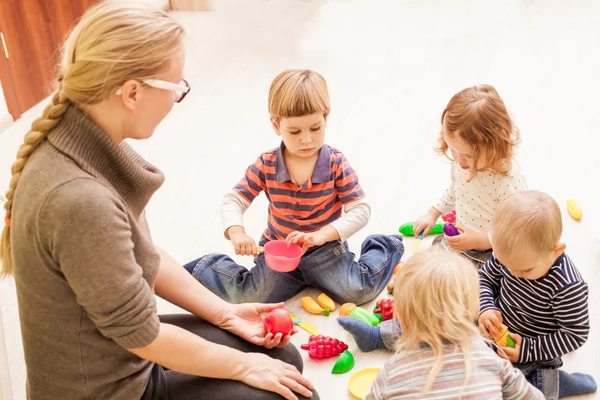 Jeux en maternelle — Photo