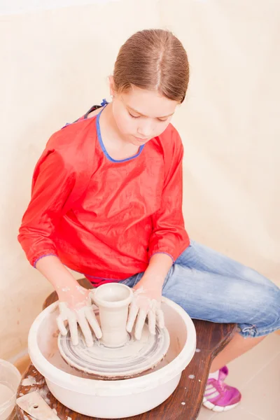 Childs keramische ambachten — Stockfoto