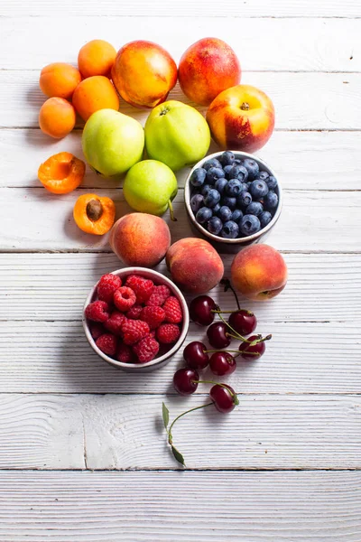 Les délicieux fruits faits maison pour une bonne santé — Photo