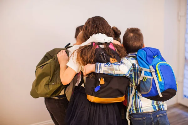 Schoolchildren missed each other so much after long separation — Stock Photo, Image
