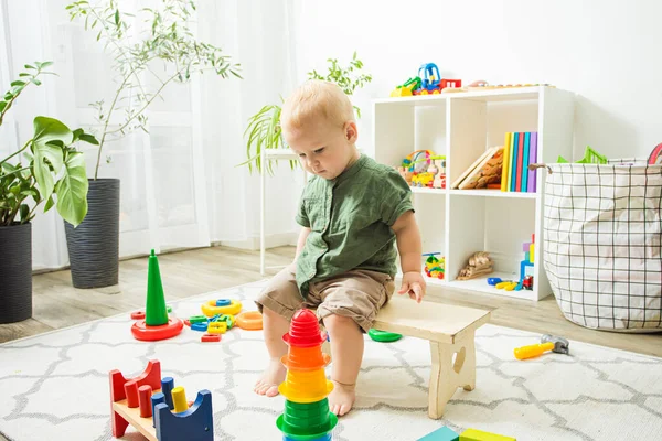 Observatie is de sleutel om te begrijpen hoe het werkt — Stockfoto