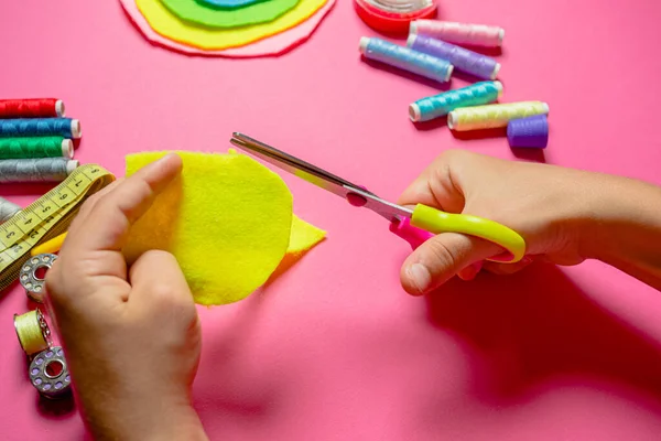 Chidren choosing their future profession following their heart — Stock Photo, Image