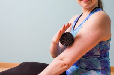 Yeniden miyofasyal daralmalara ellerin tedavisi