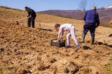 Küçük yardımcıların yardımı paha biçilemez.