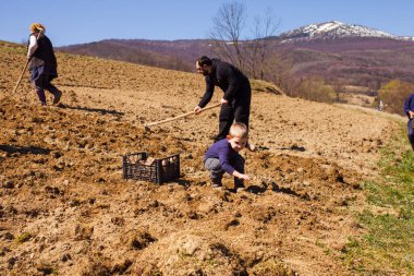 Küçük yardımcıların yardımı paha biçilemez.