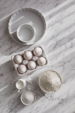 En lezzetli pişirme için yüksek kaliteli malzemeler.