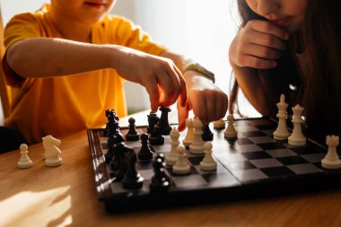 Stratejik düşünme ve planlama gelecek için önemli becerilerdir.