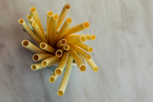 Biodegradable compostable natural straws, made from cane — Stock Photo, Image