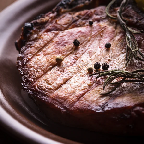 肉のステーキ — ストック写真