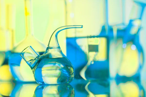 Лабораторное стекло — стоковое фото