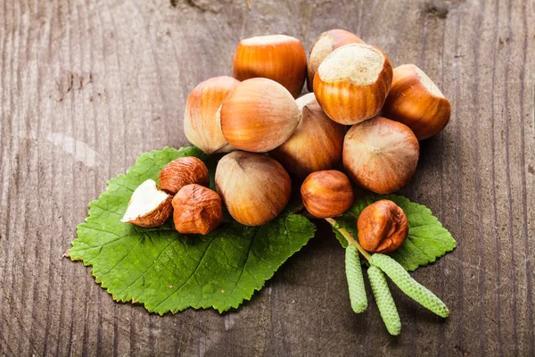 Hazelnuts heap — Stock Photo, Image