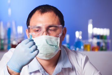 bilim adamı düşünüyorum