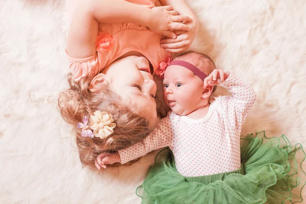 Two sisters — Stock Photo, Image