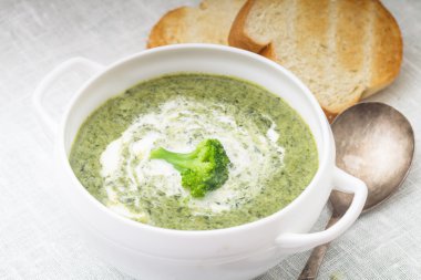 Brocolli krem çorba