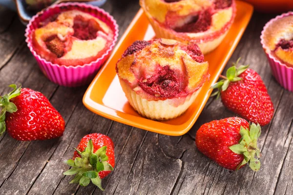 Muffins aux fraises — Photo