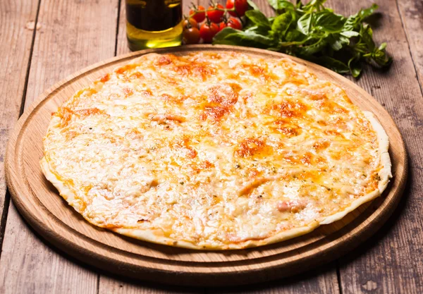 Margarita pizza — Foto Stock