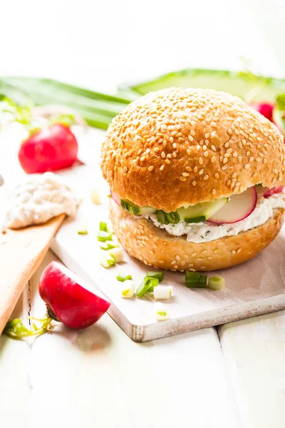 Весенний сандвич — стоковое фото