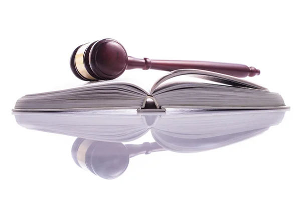 Book and gavel — Stock Photo, Image