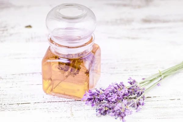 Aceite de lavanda — Foto de Stock