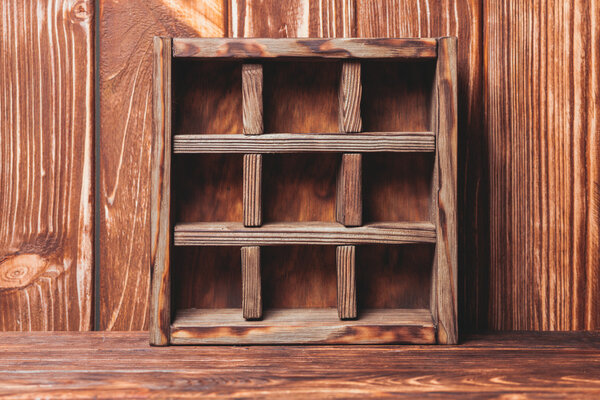 Винтажный шельф
