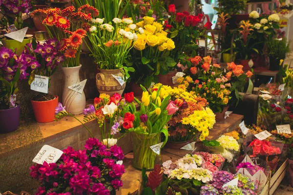 Il mercato dei fiori — Foto Stock