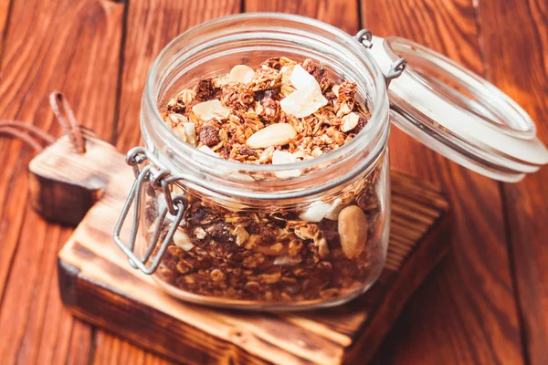 Granola kavanoz içinde — Stok fotoğraf