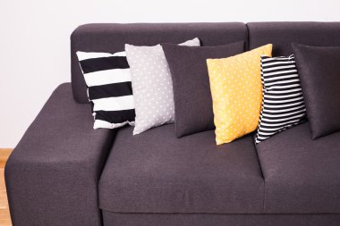 kanepe yastıkları ile