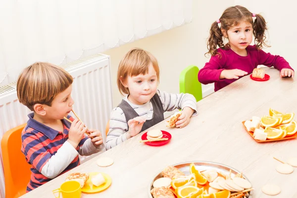 Lunch in kindergarden — Stock Photo, Image
