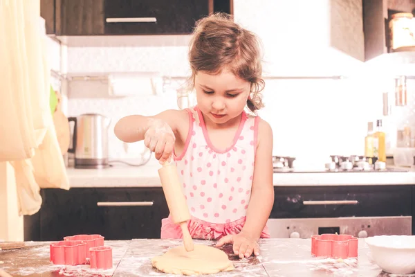 Glad liten kock — Stockfoto