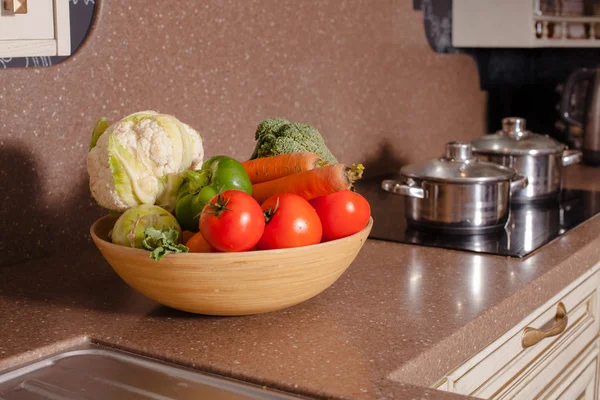 Verduras en la cocina — Foto de Stock