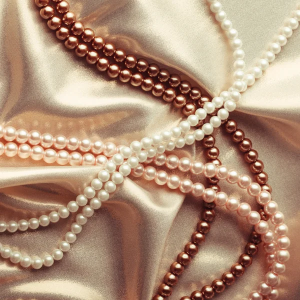 Perline su seta — Foto Stock