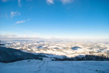 Dağlarda kar Rüzgar