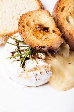Baked camembert