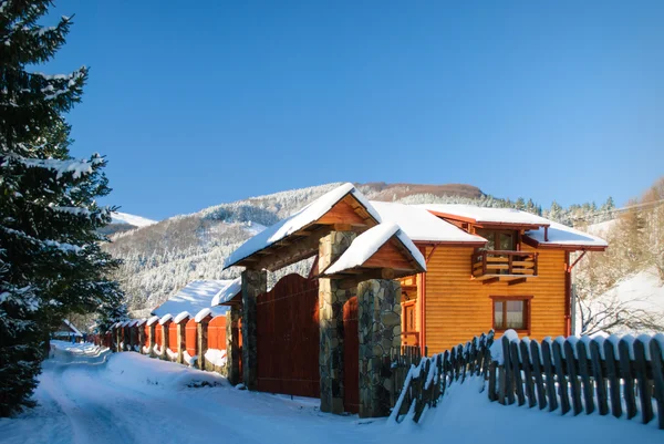 Winter house in forest — Stock Photo, Image