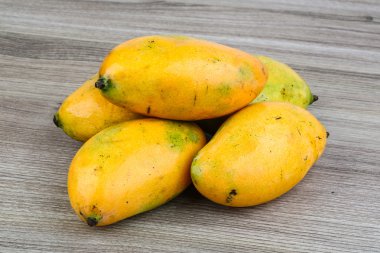 Olgun sarı Mango