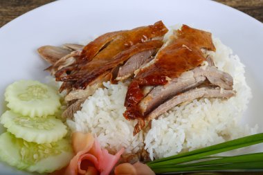 pirinç kızarmış ördek