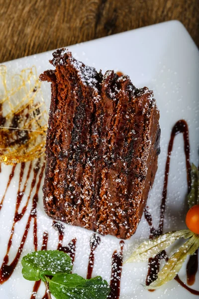 Tatlı kahverengi çikolatalı kek