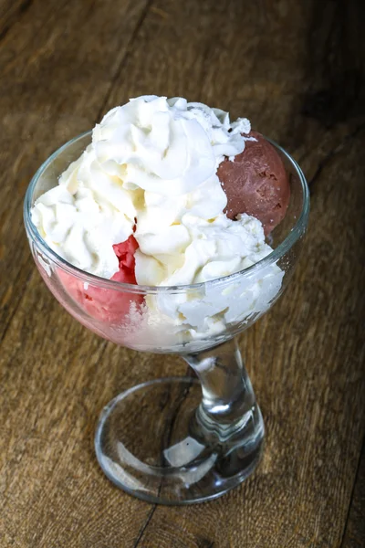 Sweet tasty Ice cream — Stock Photo, Image