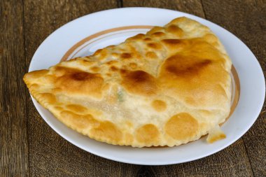 Beyaz mutfak Cheburek