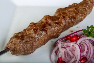 Soğan'ye devam et kebabı