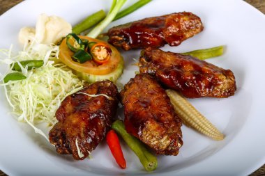 Teriyaki tavuk kanadı