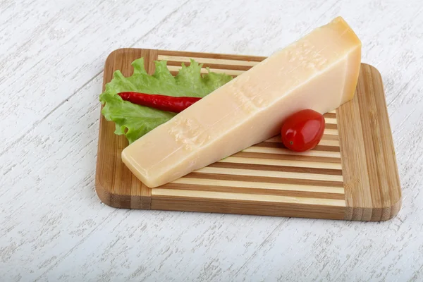 Delicioso queijo parmesão — Fotografia de Stock