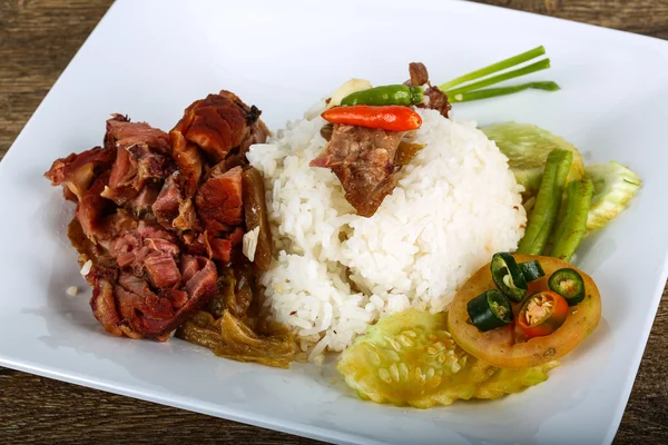 Pirinç lezzetli domuz eti