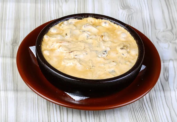 Cocotte julienne con champiñones — Foto de Stock