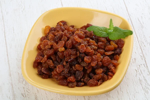 Sweet Raisins in the bowl — Stock Photo, Image