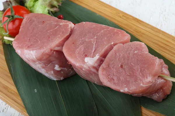 Filete de cerdo crudo mignon — Foto de Stock